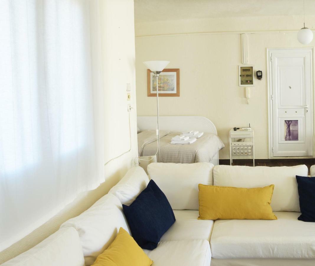 Apartment With Rooftop Terrace & Acropolis View アテネ エクステリア 写真