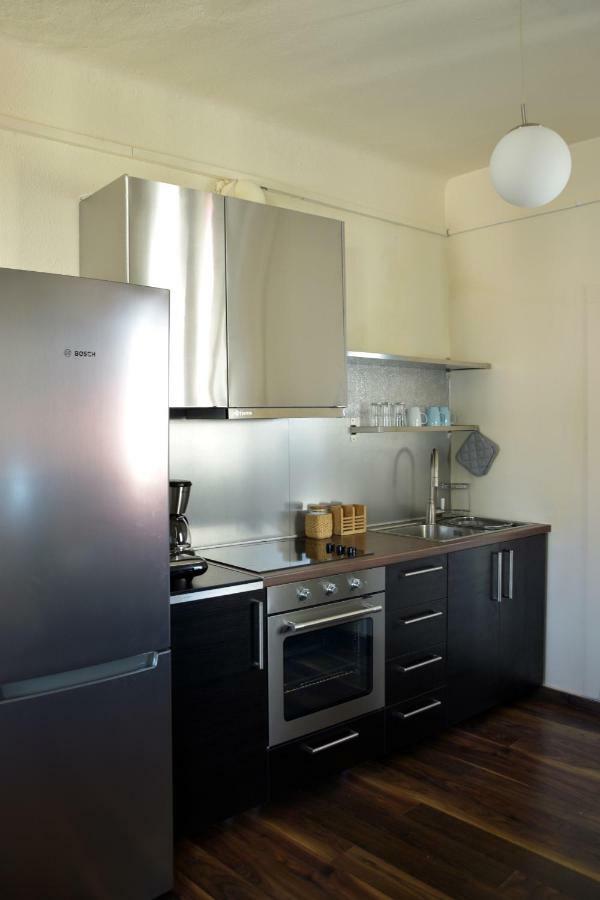 Apartment With Rooftop Terrace & Acropolis View アテネ エクステリア 写真